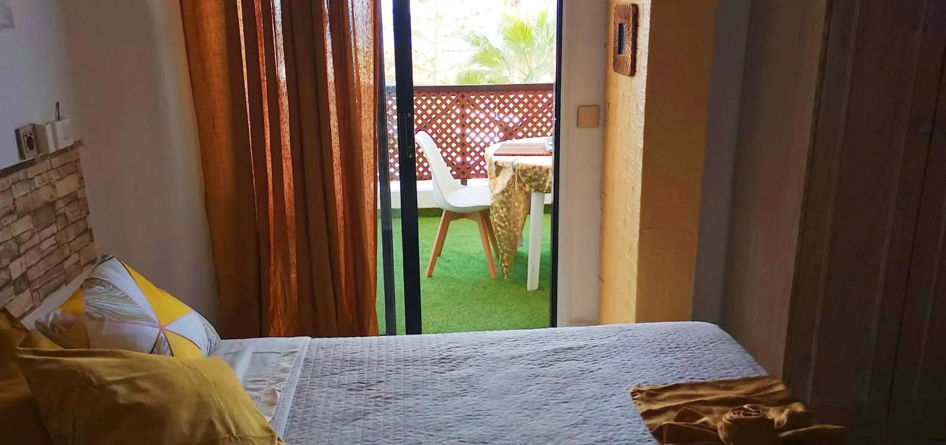 Lovely Apartment Top Views, Heated Pool, Great Location San Miguel de Abona
